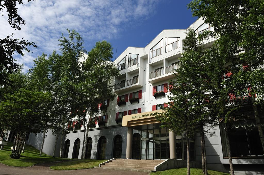 Rusutsu Resort Hotel & Convention Exterior photo